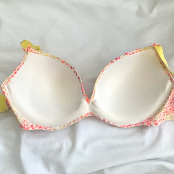 Victoria's Secret Plunge 36DD  Padded Underwire Pink and Yellow Patterned Bra - Picture 7 of 9